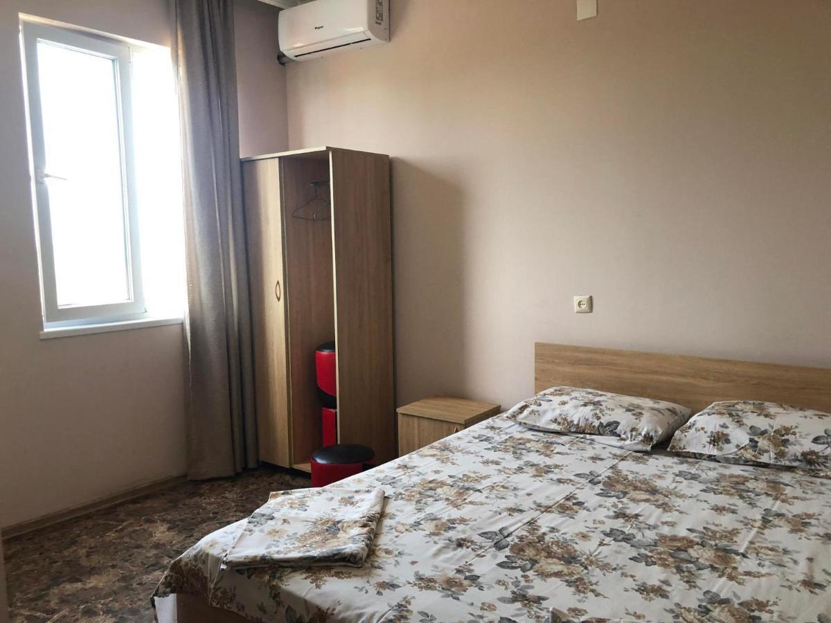 Отель Private House Suliko Кобулети Экстерьер фото